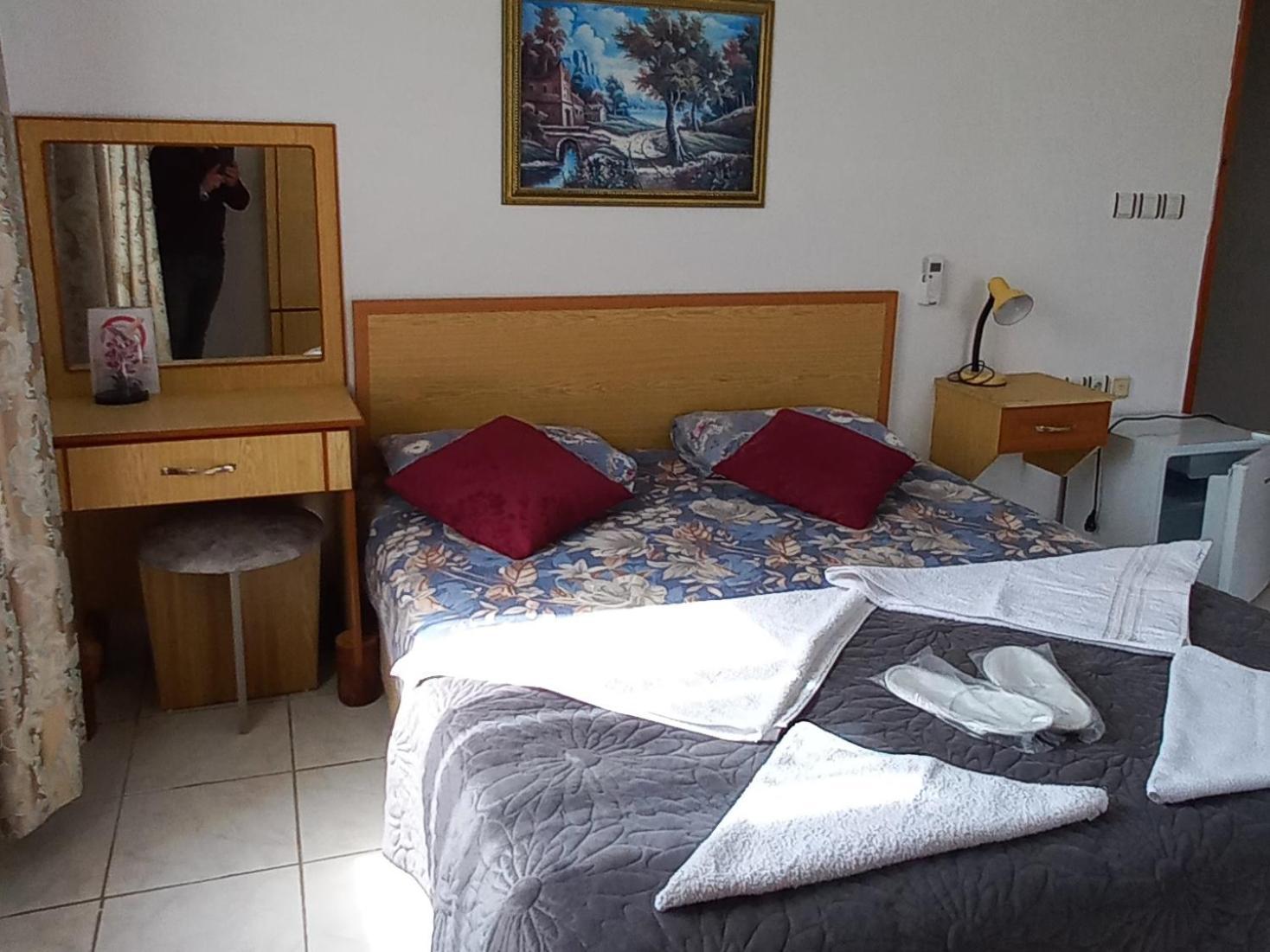 Rosemary Pansiyon Çıralı Cameră foto